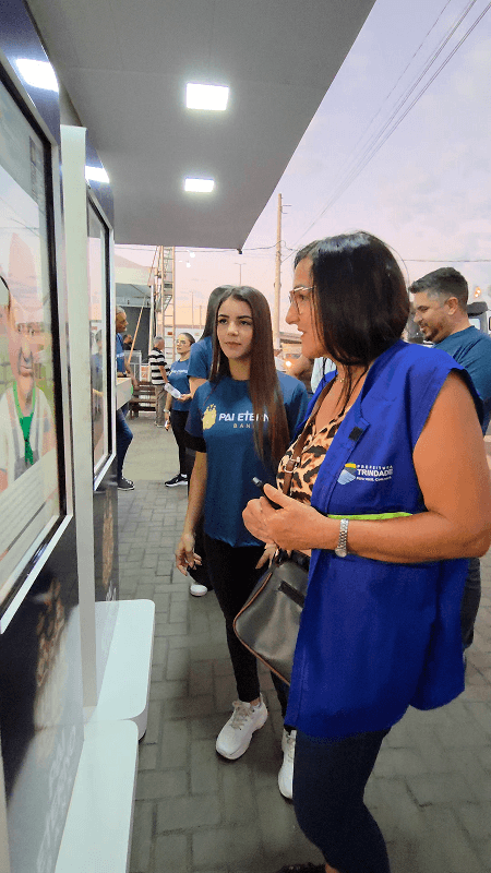 Romeiro usando o Divino 2