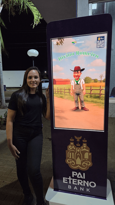 Romeiro usando o Divino 4