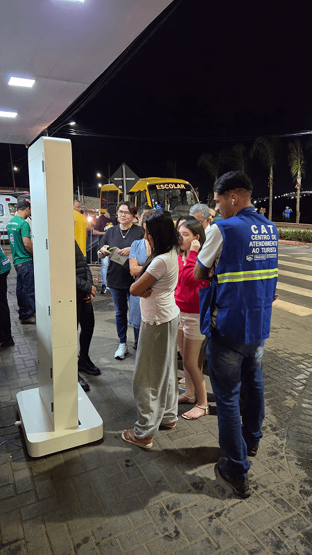 Romeiro usando o Divino 7