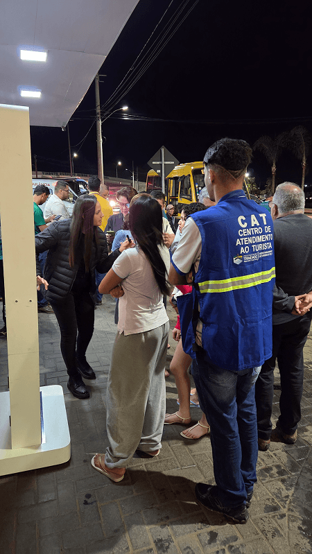 Romeiro usando o Divino 8